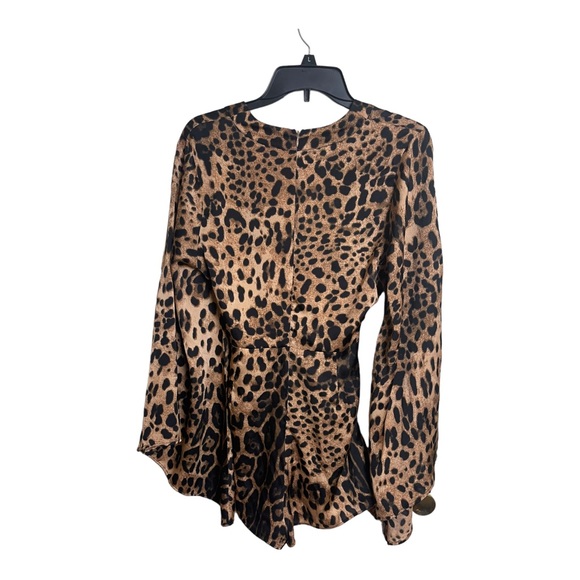 Fashion Nova Longsleeve Leopard Print Romper Size Medium - Picture 4 of 12